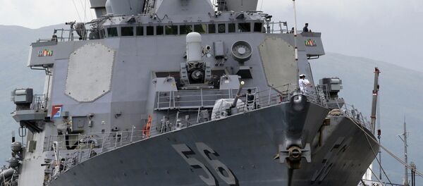 俄国防部表示，进入俄罗斯领海的美国海军“约翰•麦凯恩”号驱逐舰驶入边界线两公里 - 俄罗斯卫星通讯社