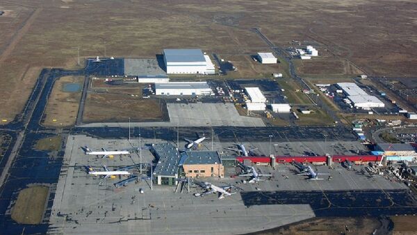 冰島凱夫拉維克國際機場 - 俄羅斯衛星通訊社