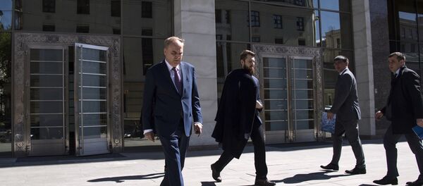 安東諾夫 - 俄羅斯衛星通訊社