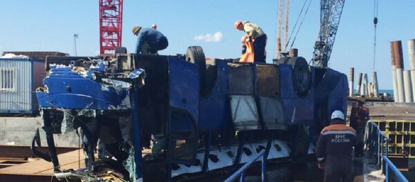 俄交通部门：落水客车沿码头内部道路行驶 - 俄罗斯卫星通讯社