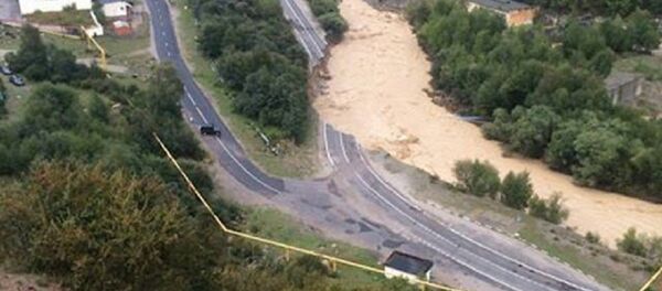 媒体：俄地区政府计划三天内将外国公民撤离泥石流灾区 - 俄罗斯卫星通讯社