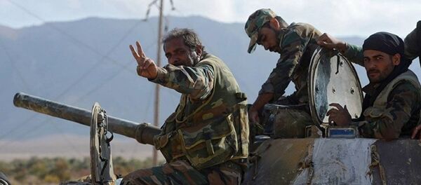 叙总统新闻处：阿萨德对代尔祖尔保卫者突破“伊国”的包围表示祝贺 - 俄罗斯卫星通讯社