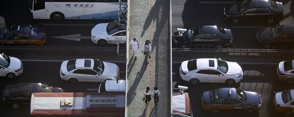 德勒首席经济学家：中国汽车企业应从百家减少到十家 - 俄罗斯卫星通讯社