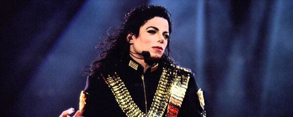 邁克爾·傑克遜的夾克拍得將近30萬美元 - 俄羅斯衛星通訊社