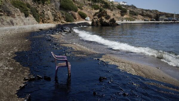 希臘海域重油洩露事件或將造成5億歐元的損失 - 俄羅斯衛星通訊社