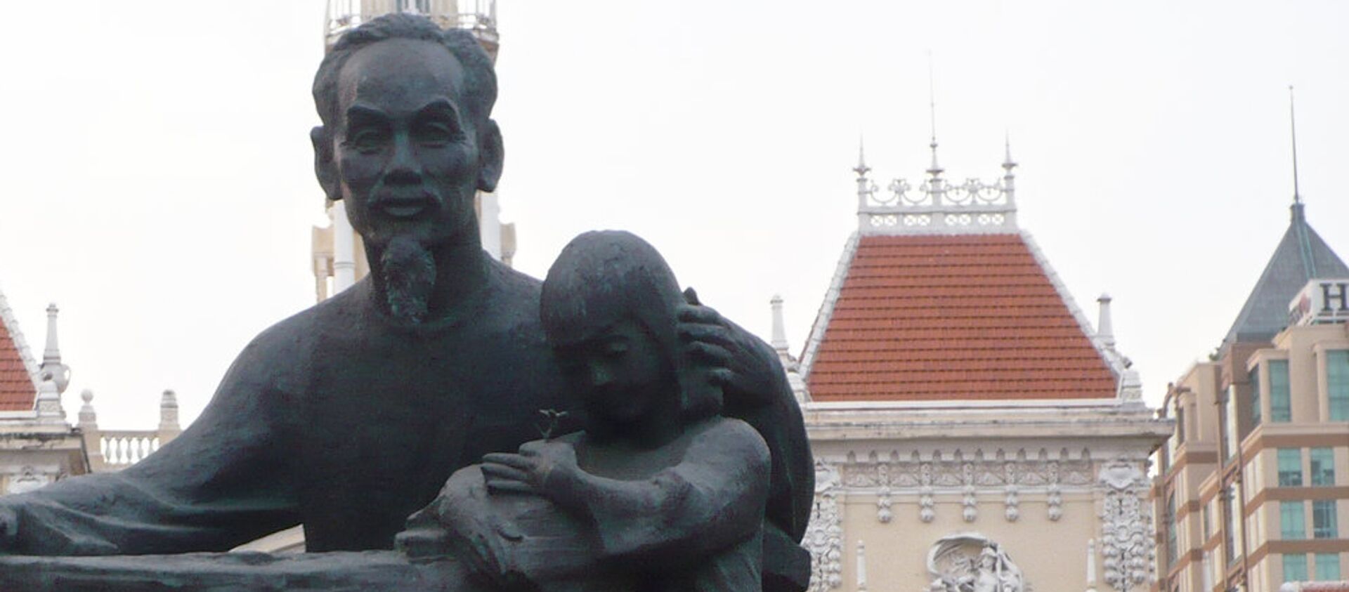 Памятник Хо Ши Мину в Хошимине - 俄罗斯卫星通讯社, 1920, 05.10.2021