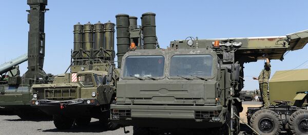 Зенитно-ракетный комплекс С-400 Триумф - 俄罗斯卫星通讯社