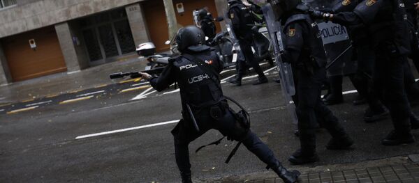 加泰羅尼亞警方 - 俄羅斯衛星通訊社