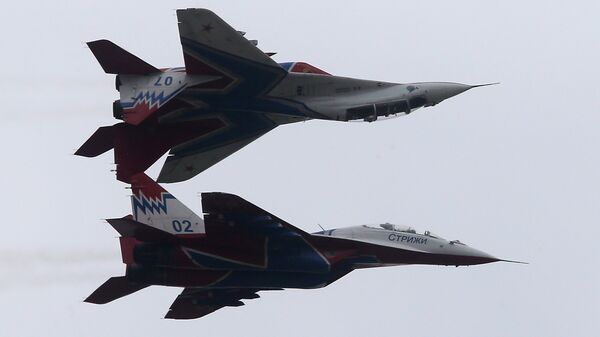 美國比較俄米格-29與美制F-15和F-16戰鬥機 - 俄羅斯衛星通訊社