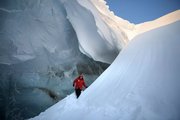 弗拉基米爾·普京視察俄法蘭士約瑟夫地群島的亞歷山德拉島。 - 俄羅斯衛星通訊社