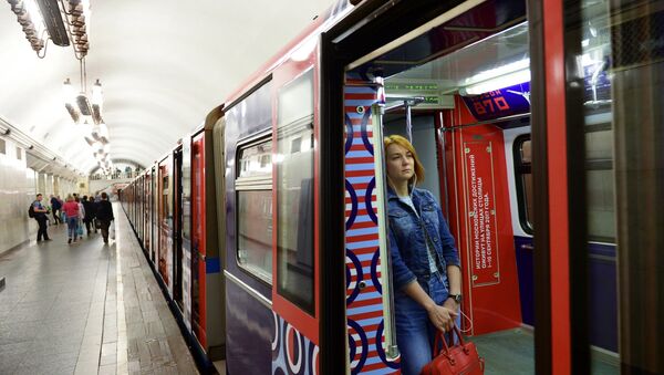 莫斯科地铁：乘客忘在车上的东西真是千奇百怪！ - 俄罗斯卫星通讯社