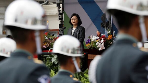 Taiwan President Tsai Ing-wen gives a speech during the National Day celebrations in Taipei - 俄羅斯衛星通訊社