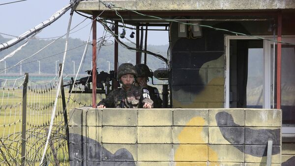 South Korean army soldiers stand guard at a military post at the Imjingak Pavilion near the border village of Panmunjom - 俄罗斯卫星通讯社