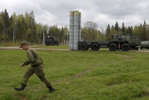 S-400 S-400 - 俄羅斯衛星通訊社