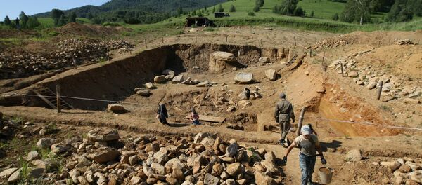 Археологические раскопки на стоянке Карама в Алтайском крае - 俄罗斯卫星通讯社