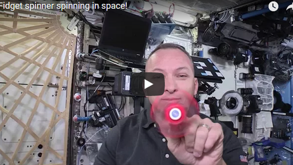 國際空間站的宇航員展示了自己玩指尖陀螺的技巧 - 俄羅斯衛星通訊社
