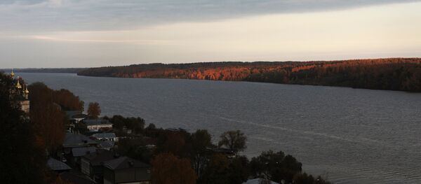 Вид на Волгу в городе Плесе - 俄罗斯卫星通讯社