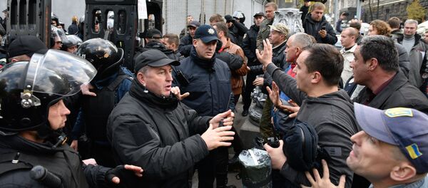 烏克蘭已加強基輔市中心反腐敗集會所在地安全措施 烏克蘭已加強基輔市中心反腐敗集會所在地安全措施 - 俄羅斯衛星通訊社