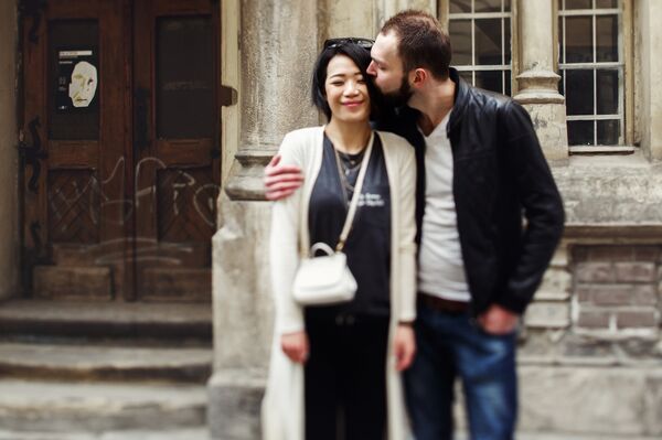 越來越多的中國女人想嫁給老外 - 俄羅斯衛星通訊社