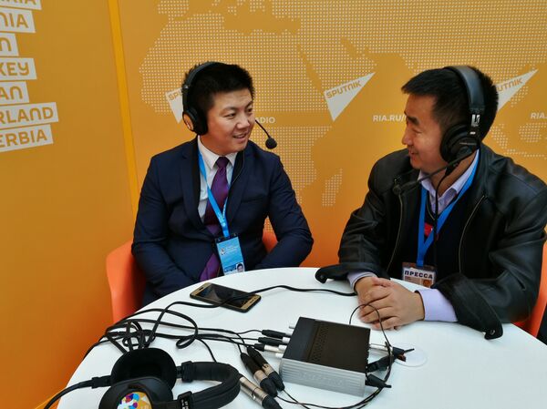 梁乐天 - 俄罗斯卫星通讯社