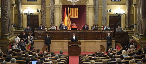 西班牙内阁决定解除加泰罗尼亚自治区政府首脑和顾问的职务 西班牙内阁决定解除加泰罗尼亚自治区政府首脑和顾问的职务 - 俄罗斯卫星通讯社