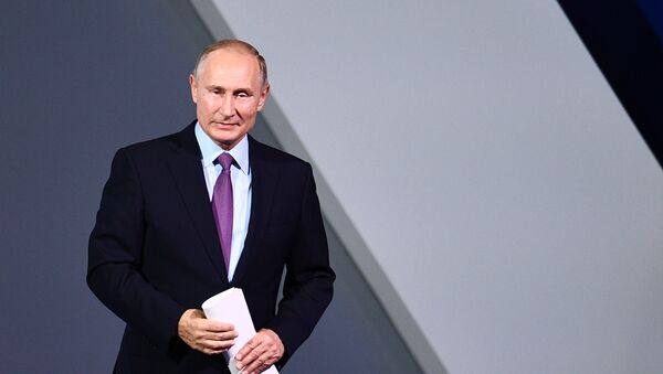 普京總統在“俄羅斯在呼喚”論壇上發言 - 俄羅斯衛星通訊社