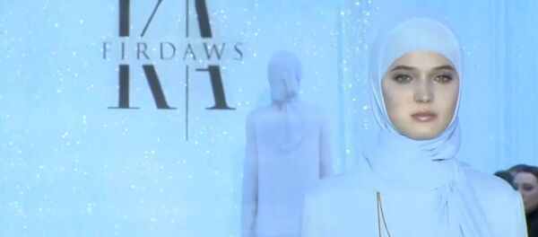 車臣領導人長女高級時裝秀 - 俄羅斯衛星通訊社