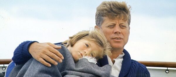 肯尼迪女儿卡罗琳出售自家房产 - 俄罗斯卫星通讯社