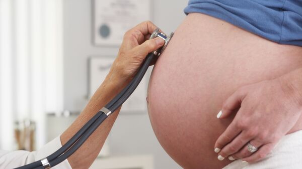美國一家醫院16名護士同時懷孕 - 俄羅斯衛星通訊社