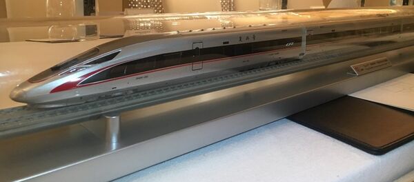 俄部长与中方公司讨论哈尔滨—符拉迪沃斯托克高铁项目 - 俄罗斯卫星通讯社