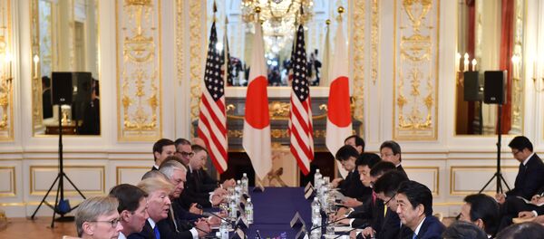 特朗普訪問日本 特朗普訪問日本 - 俄羅斯衛星通訊社