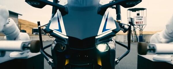 人類對決現代摩托車機器人：誰能取勝 - 俄羅斯衛星通訊社