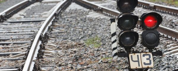 Железнодорожный светофор - 俄罗斯卫星通讯社