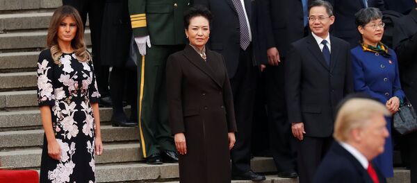 美國第一夫人著裝超吸睛 美國第一夫人著裝超吸睛 - 俄羅斯衛星通訊社