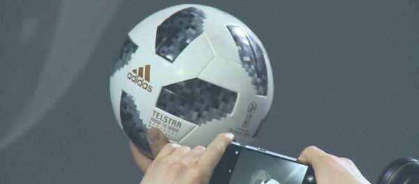 2018世界杯官方用球在莫斯科发布 2018世界杯官方用球在莫斯科发布 - 俄罗斯卫星通讯社