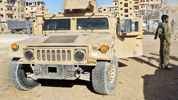 Американская бронетехника в руках курдских отрядов Демократических сил Сирии в Сирийской Ракке - 俄羅斯衛星通訊社