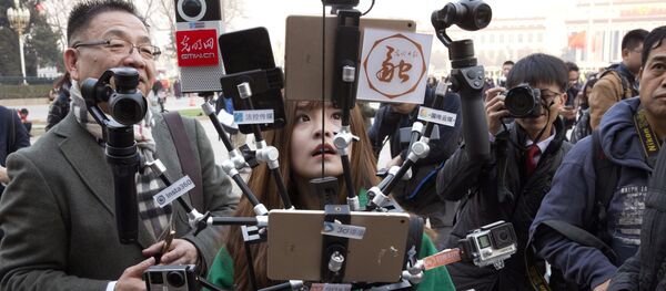 美中经济安全审查委员会有关中国国有媒体的报告充满偏 美中经济安全审查委员会有关中国国有媒体的报告充满偏 - 俄罗斯卫星通讯社