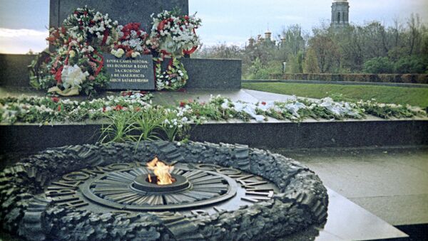 “长明火”纪念碑 - 俄罗斯卫星通讯社