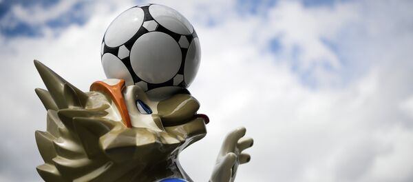 俄将推出瓷制世界杯奖杯纪念品 俄将推出瓷制世界杯奖杯纪念品 - 俄罗斯卫星通讯社