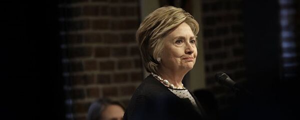 特朗普呼吁将希拉里的助手投进监狱 - 俄罗斯卫星通讯社