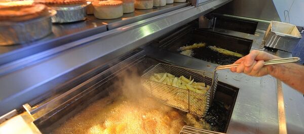 英國科學家：倫敦陰雨天氣或由煎炸食物引起 - 俄羅斯衛星通訊社