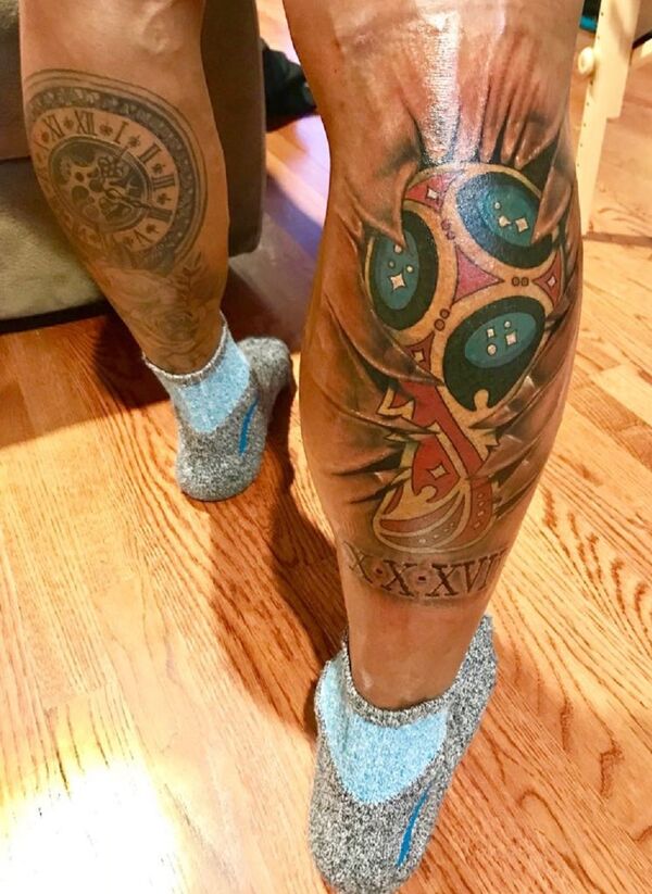 巴拿馬球員托雷斯秀俄羅斯世界杯紋身 - 俄羅斯衛星通訊社