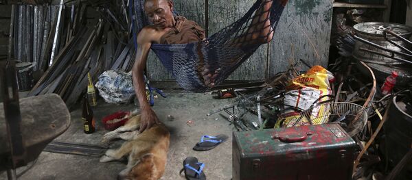 民調：近五成菲律賓人自認家庭貧困 - 俄羅斯衛星通訊社