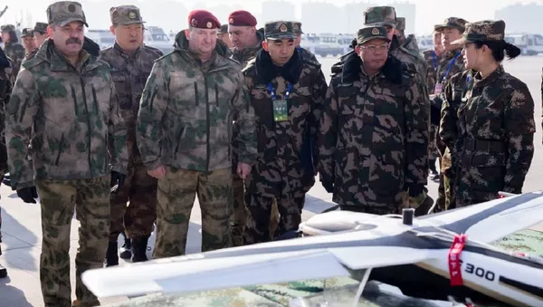 這是俄近衛軍在首次在境外參加類似的演習。 參演官兵將在沙漠和山區進行為時兩周的反恐演習。 - 俄羅斯衛星通訊社
