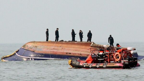 在韓國的船隻相撞造成至少13人死亡，2人失蹤 - 俄羅斯衛星通訊社