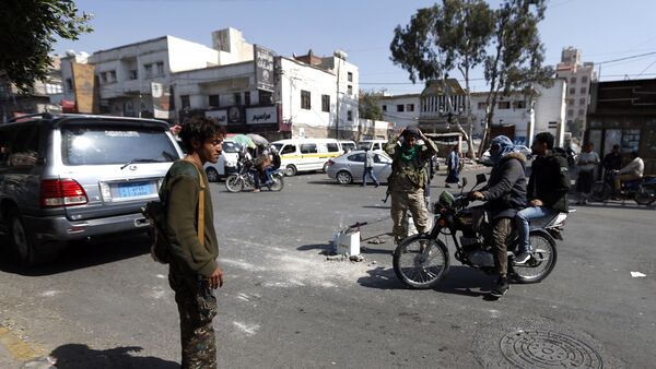 也門胡塞武裝與前總統支持者的激戰已致245人死亡 伊朗使館起火 - 俄羅斯衛星通訊社