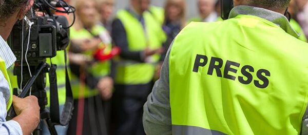 外国情报机构名单内的9家媒体记者将被禁止进入联邦委员会 外国情报机构名单内的9家媒体记者将被禁止进入联邦委员会 - 俄罗斯卫星通讯社