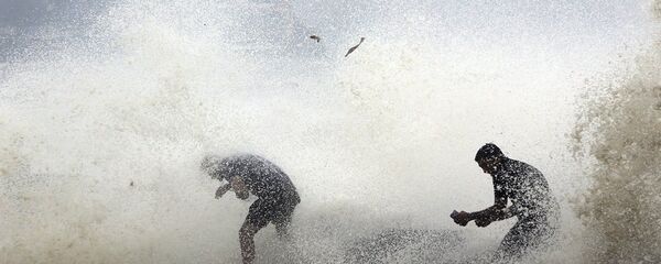 热带气旋“奥奇”在印度造成近40人死亡 约120人受伤 热带气旋“奥奇”在印度造成近40人死亡 约120人受伤 - 俄罗斯卫星通讯社