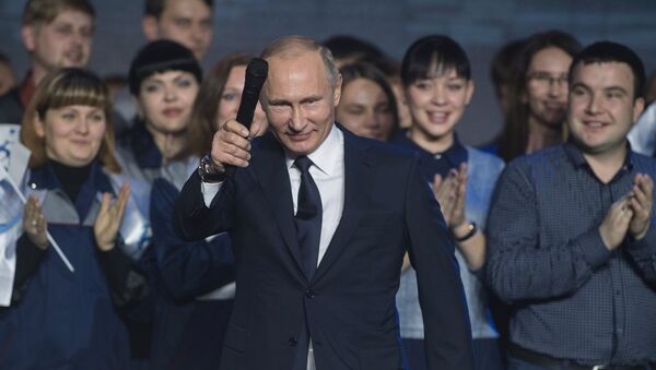 俄总理在普京宣布竞选总统后呼吁政府用心工作 - 俄罗斯卫星通讯社