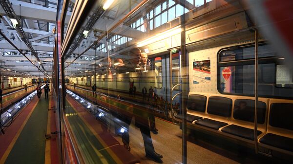 莫斯科地铁屏幕上添加中文版线路图 - 俄罗斯卫星通讯社